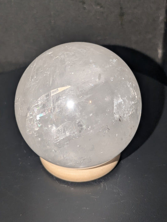 LG White Optical Calcite Sphere 45WO