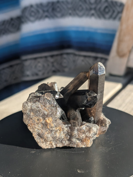 Black quartz cluster