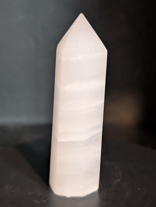 Mangano Calcite Tower B