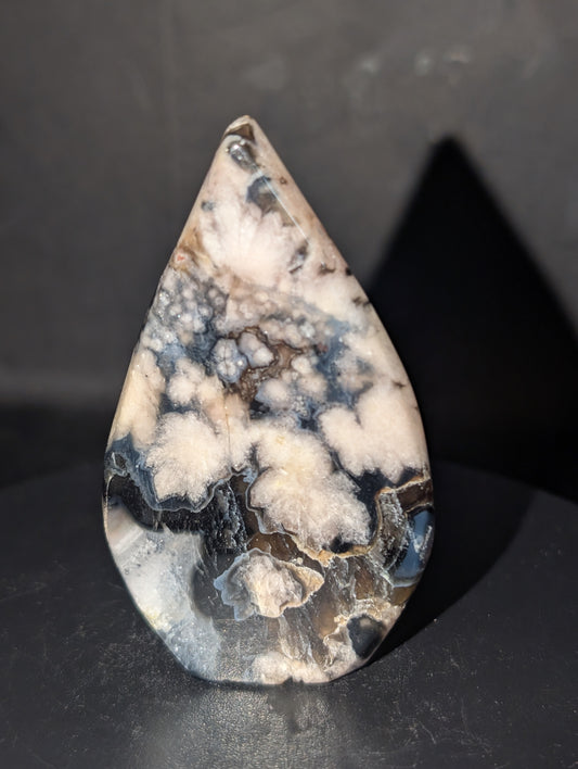 Black Flower Agate Tear Drop B