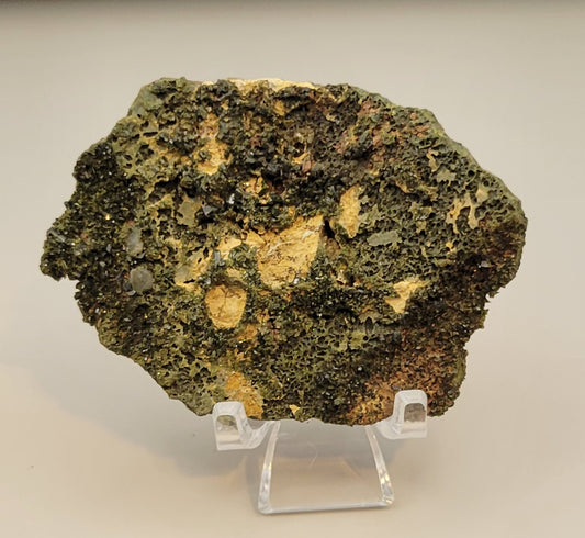 Epidote in Quartz